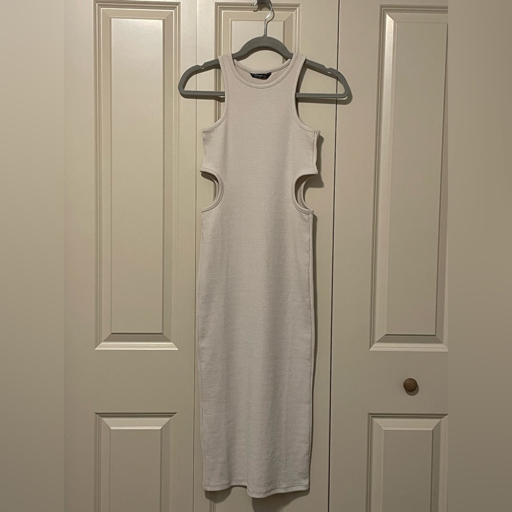 Stradivarius cutout ribbed maxi dress